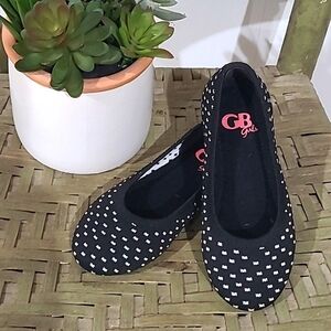 GB Girls Flats